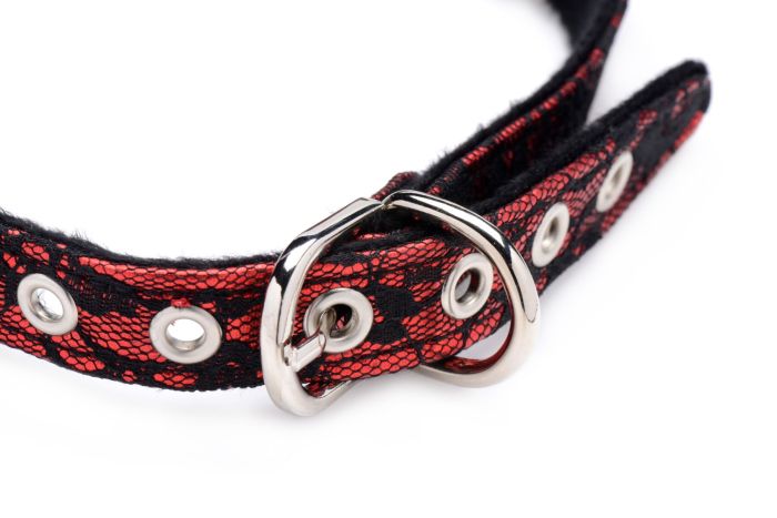 Кляп с розой Master Series: Eye-Catching Ball Gag With Rose, черно-красный